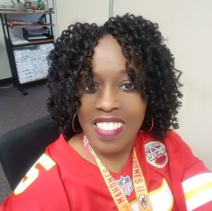 Meet your Posher, Stephanie